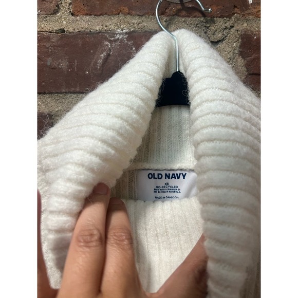 NWT Old Navy Gap Cropped Shaker-Stitch Turtleneck Sweater XS - Picture 6 of 8